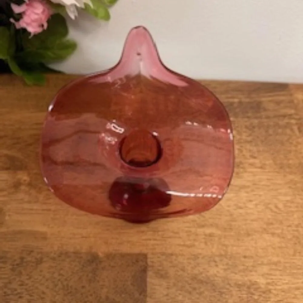 Vintage Cranberry‎ Glass Jack-in-the-Pulpit Vase Hand Blown Art Glass MCM Decor - Picture 3 of 5
